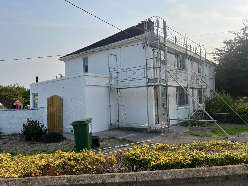 spray pebble dash house masonry paint